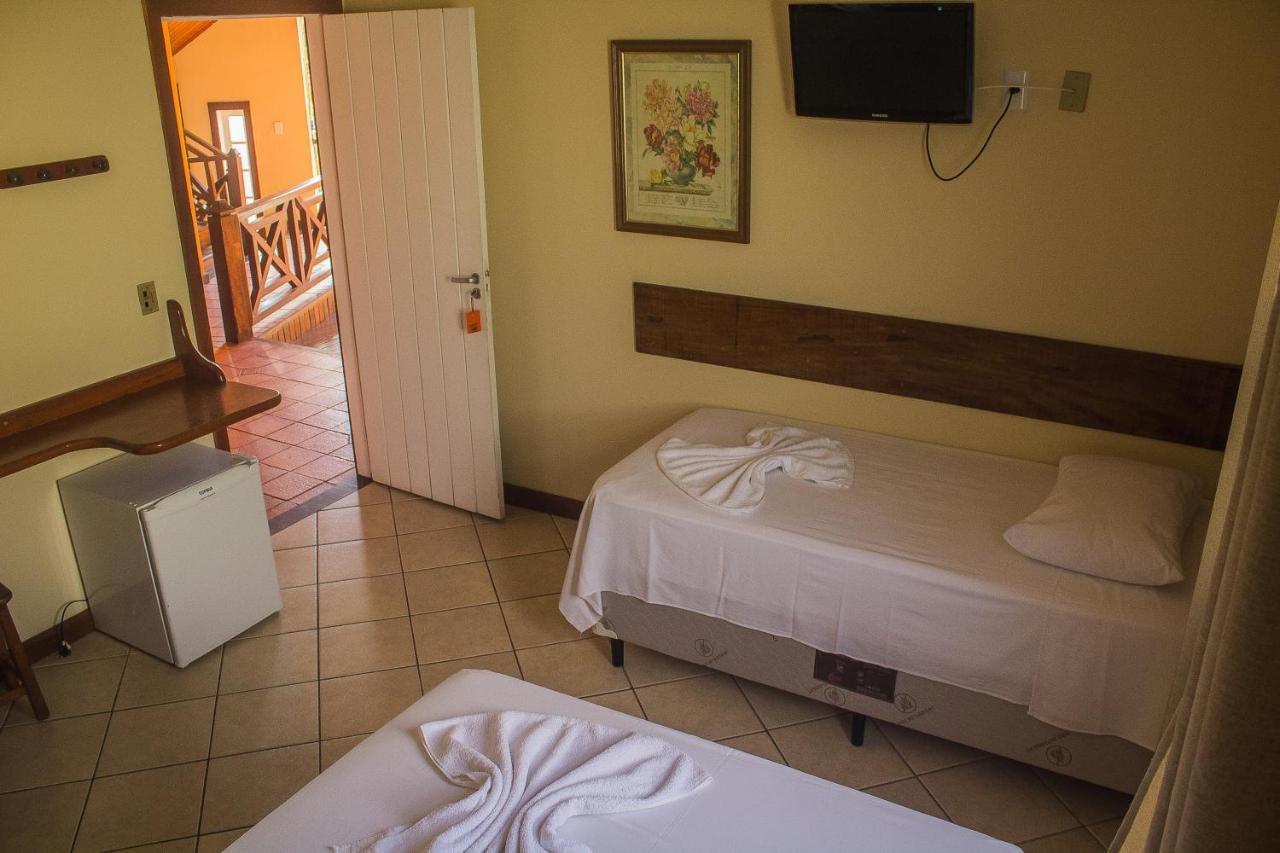 Enseada Da Vila Pensión *